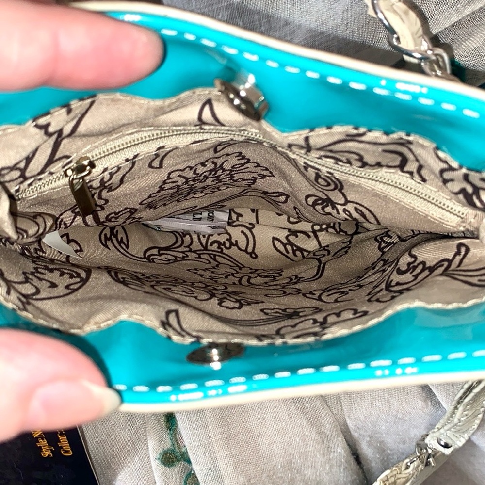 Cowgirl Trendy Bejewled Crossbody - Picture 10 of 10